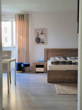 King-size Bed Apartment with Garden